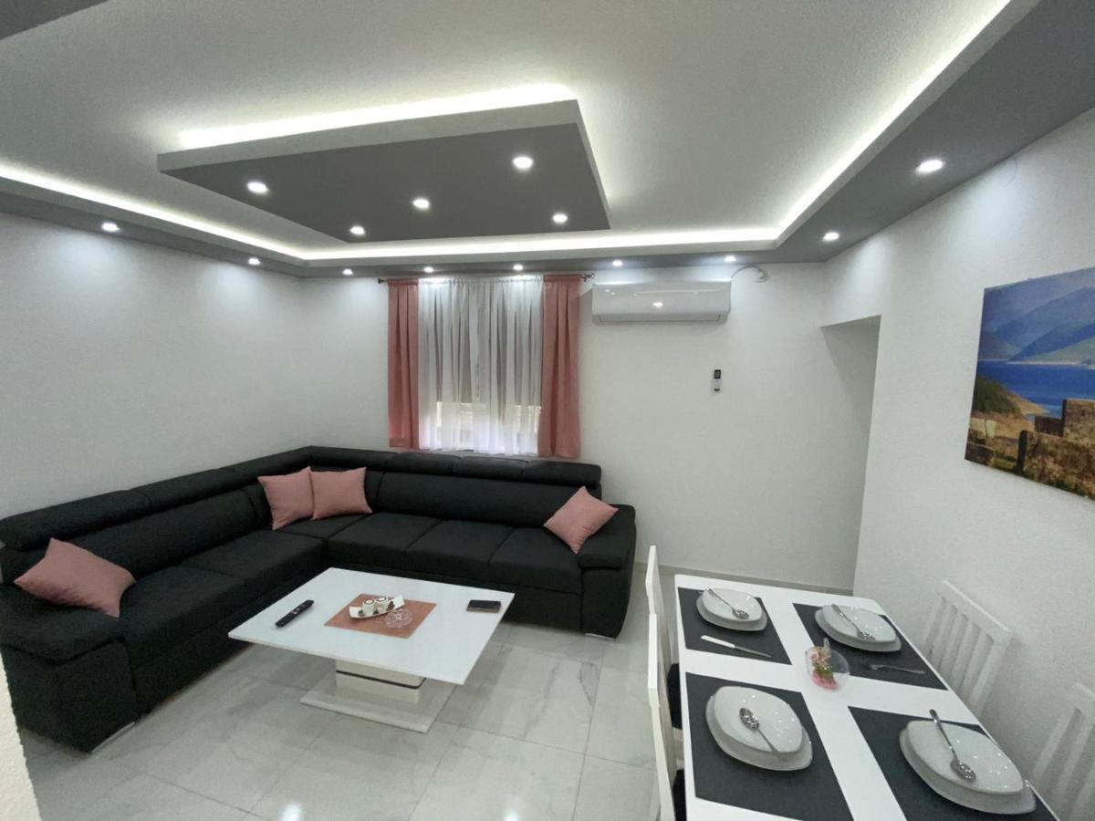 Apartman Jovana Bileca Bagian luar foto