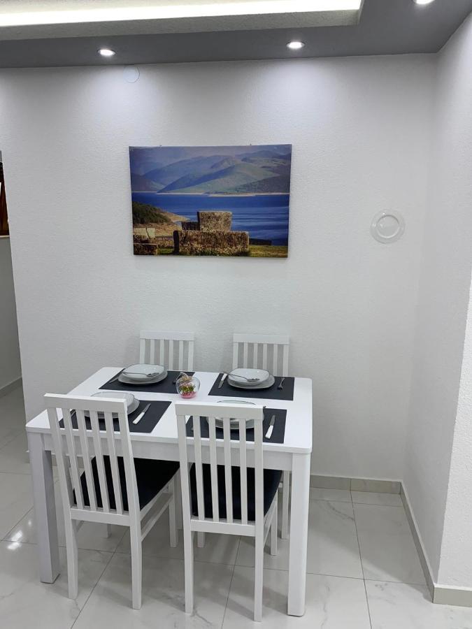 Apartman Jovana Bileca Bagian luar foto
